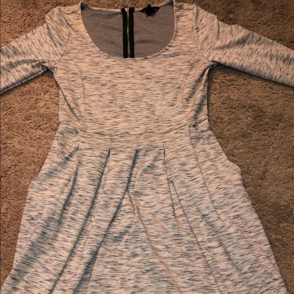 𝙷&𝙼 𝙷𝚒𝚐𝚑 𝚀𝚞𝚊𝚕𝚒𝚝𝚢 𝙳𝚛𝚎𝚜𝚜 - Picture 2 of 6